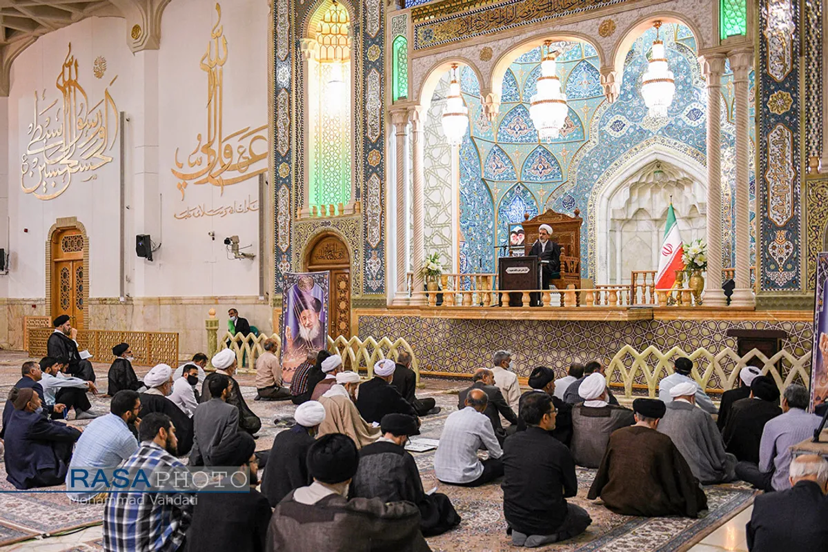 مراسم چهلمین روز ارتحال آیت الله علوی گرگانی