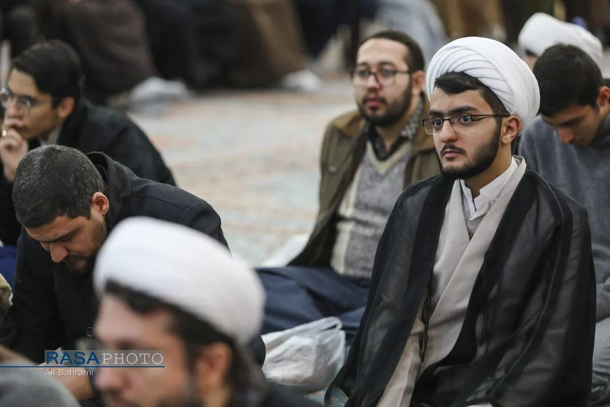 جشن عمامه&zwnj;گذاری طلاب حوزه علمیه حضرت ولی عصر (عج)