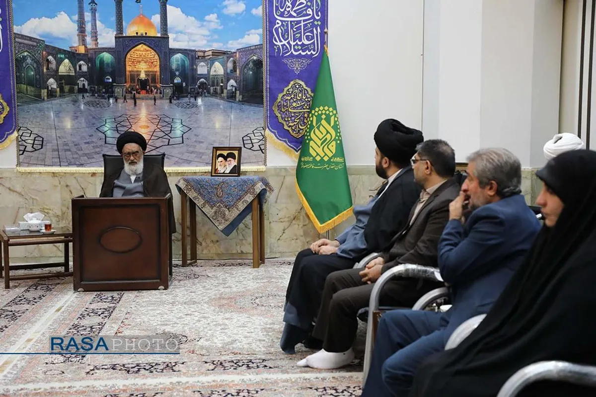 دیدار هیات امنای بقعه متبرکه امامزاده موسی مبرقع (ع) با تولیت حرم حضرت معصومه(س)