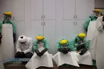 فعالیت جهادی طلاب در غسالخانه بهشت زهرا (س) تهران