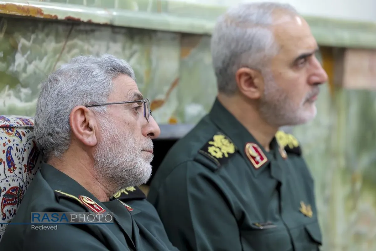 دیدار جمعی از فرماندهان نیروهای مسلح با فرمانده معظم کل قوا