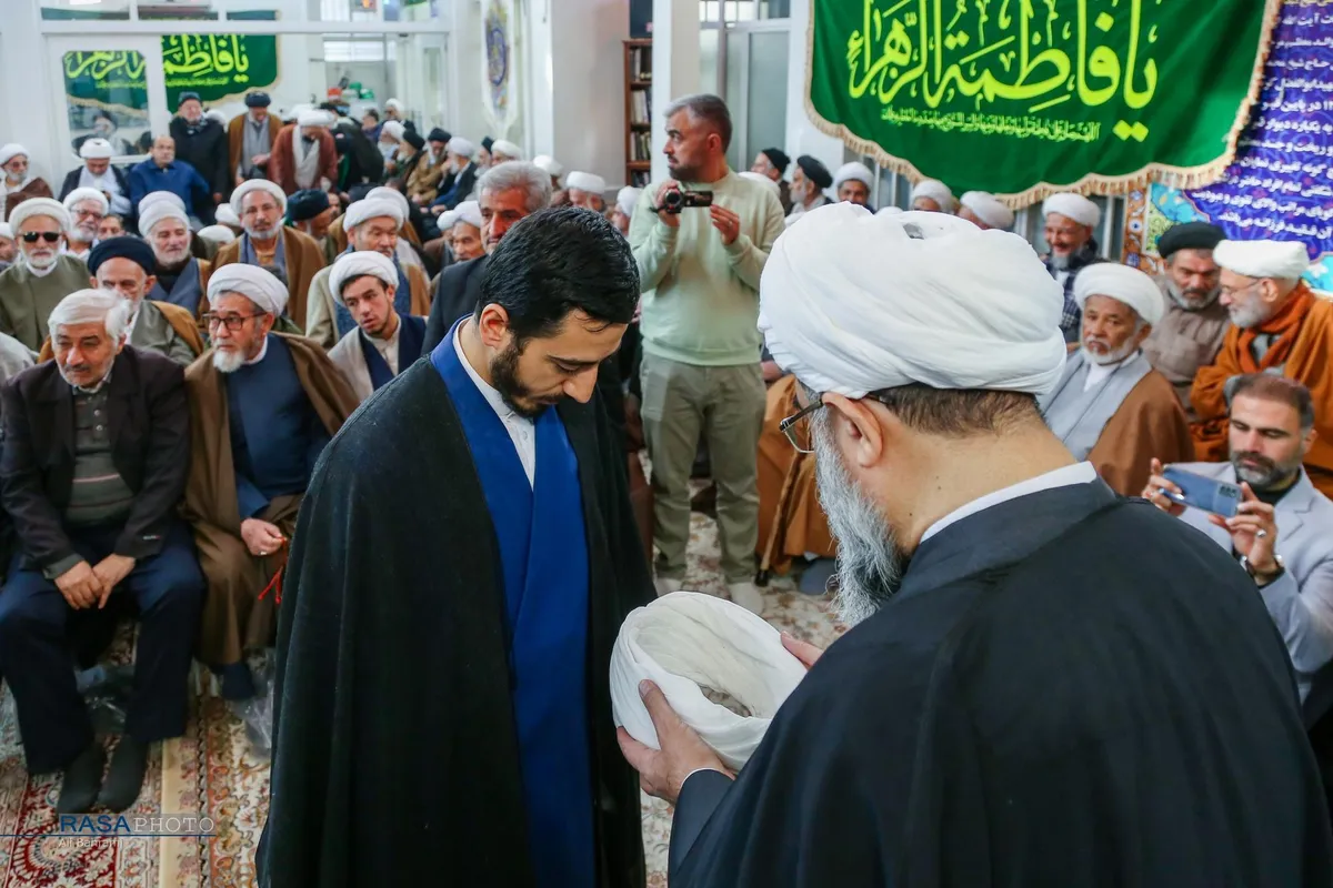 جشن سالروز میلاد حضرت زهرا (سلام&zwnj;الله&zwnj;علیها) و عمامه&zwnj;گذاری طلاب