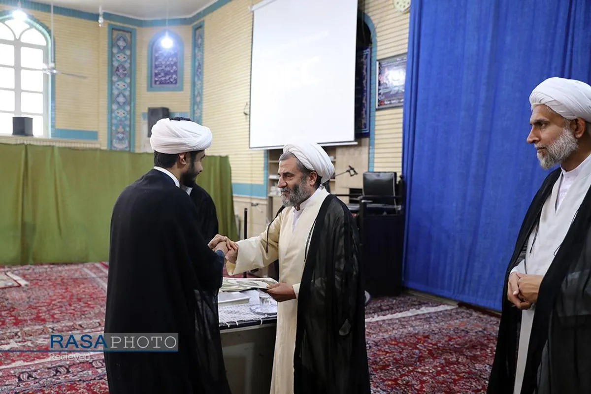 سفر حجت الاسلام والمسلمین رحیمیان مسئول دبیرخانه شورای عالی حوزه&zwnj;های علمیه به استان سمنان-۲