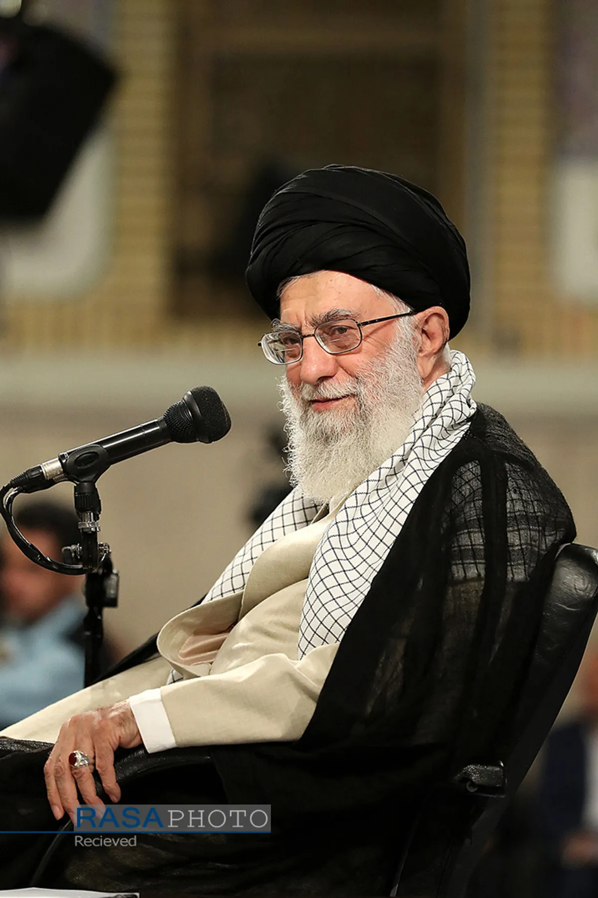 دیدار جمعی از دانشجویان و نمایندگان تشکل&zwnj;های دانشجویی با رهبر انقلاب