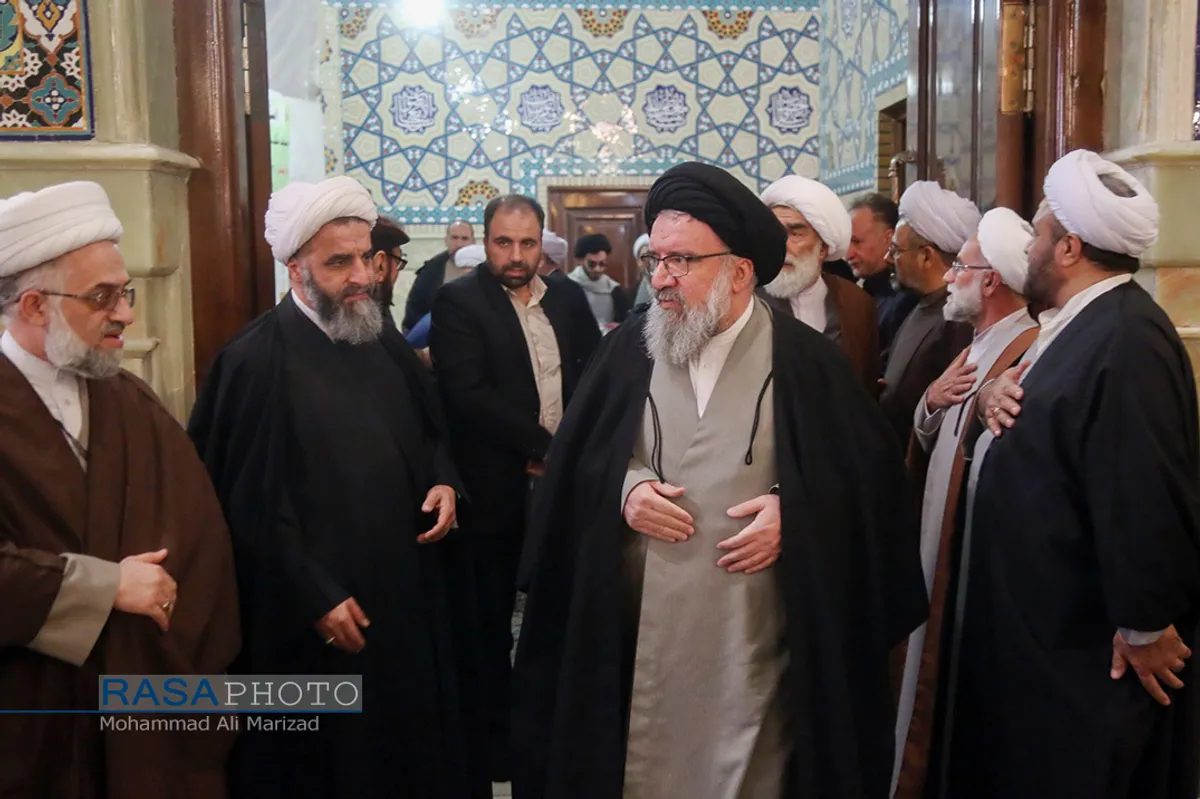 تشییع پیکر آیت الله طبرسی در قم