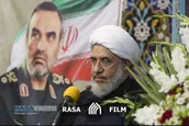 امروز اطاعت از امام خامنه‌ای، اطاعت از امام زمان است