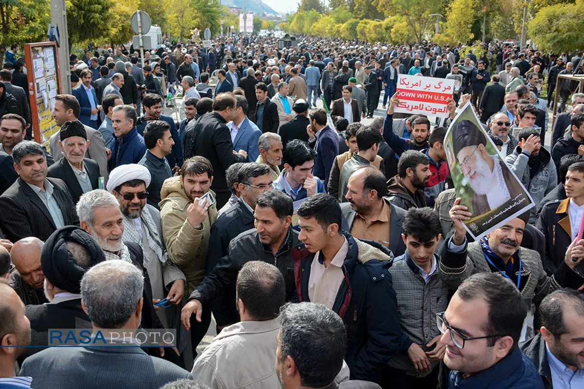 راهپیمایی مردم لرستان در محکومیت اغتشاشات و اقدامات آشوبگرانه