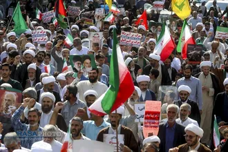راهپیمایی بشارت نصر در قم