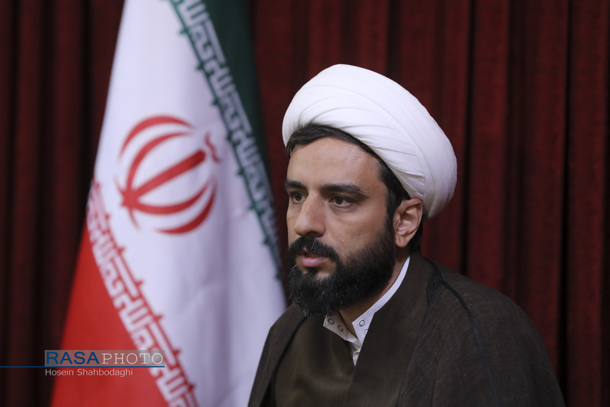 مراسم رونمایی کتاب «بررسی فقهی بازنمایی معصومان در بازیهای رایانهای و متاورس» برگزار شد مراسم رونمایی کتاب «بررسی فقهی بازنمایی معصومان در بازیهای رایانهای و متاورس» برگزار شد