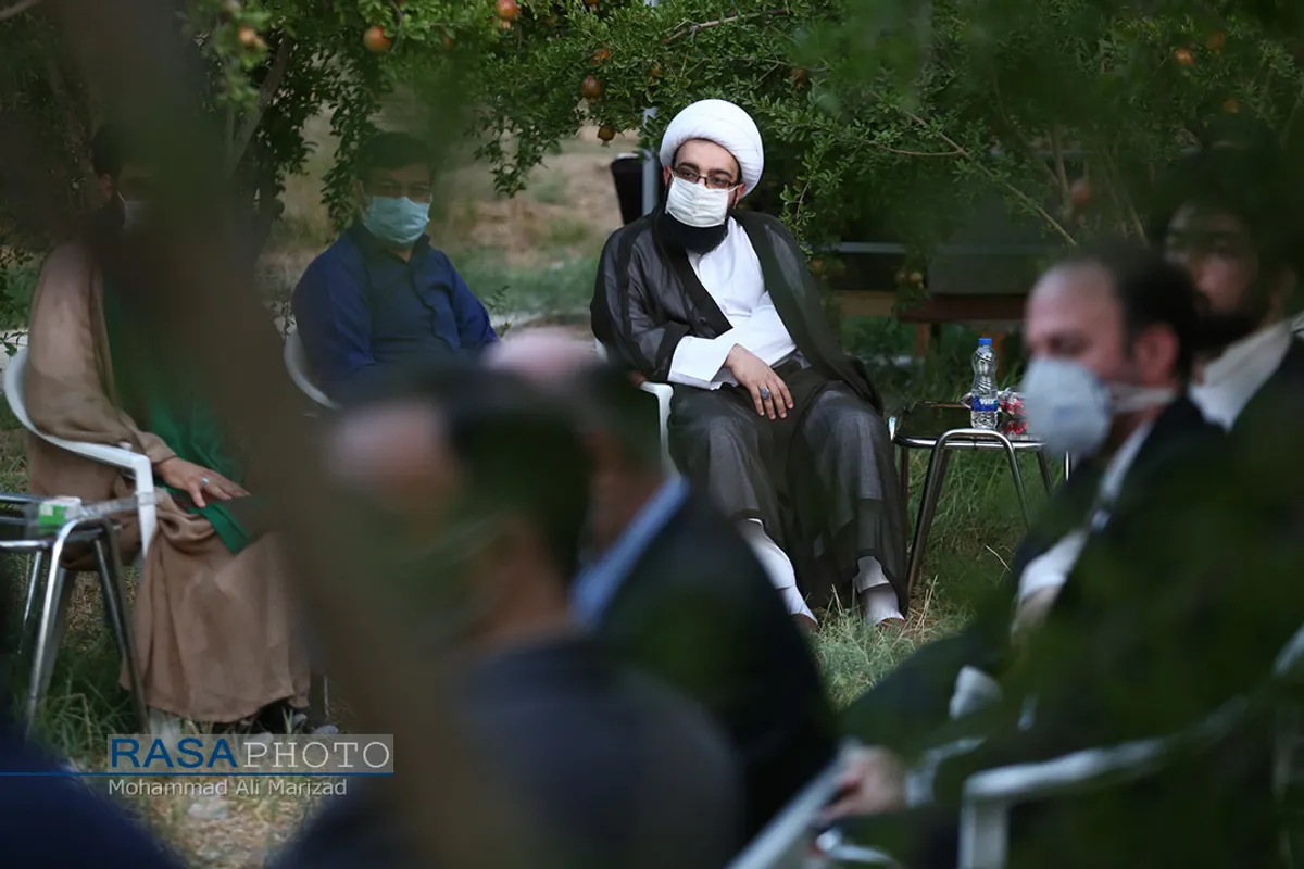جلسه مدیران فرهنگی با آیت الله محمدی عراقی