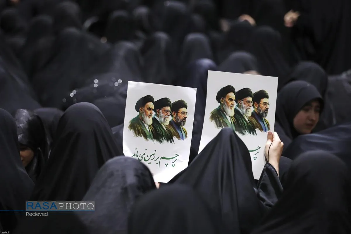 دومین شب مراسم عزاداری حضرت اباعبدالله الحسین (ع) از طرف رهبر انقلاب