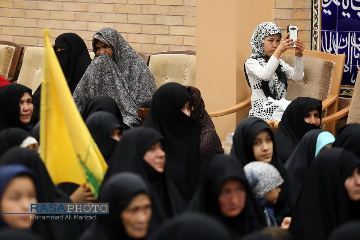 سخنرانی آیت الله حسینی بوشهری در جمع خانواده شهداء مدافع حرم