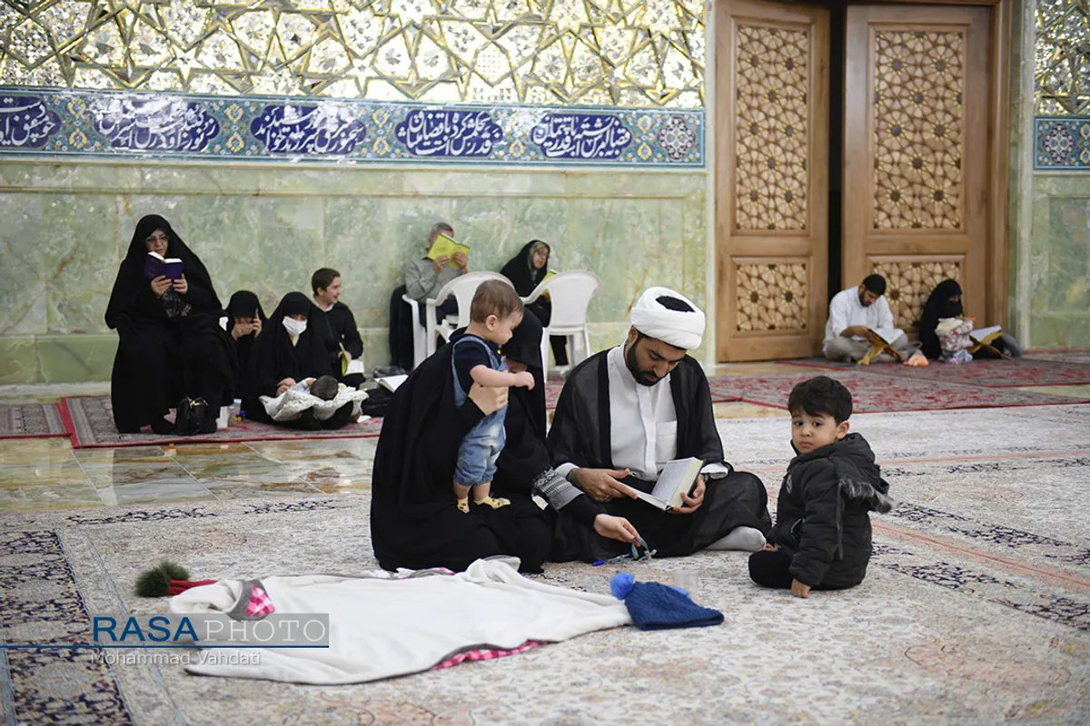 مراسم قرائت کامل دعای ابوحمزه&zwnj;ثمالی در حرم کریمه اهلبیت (ع)