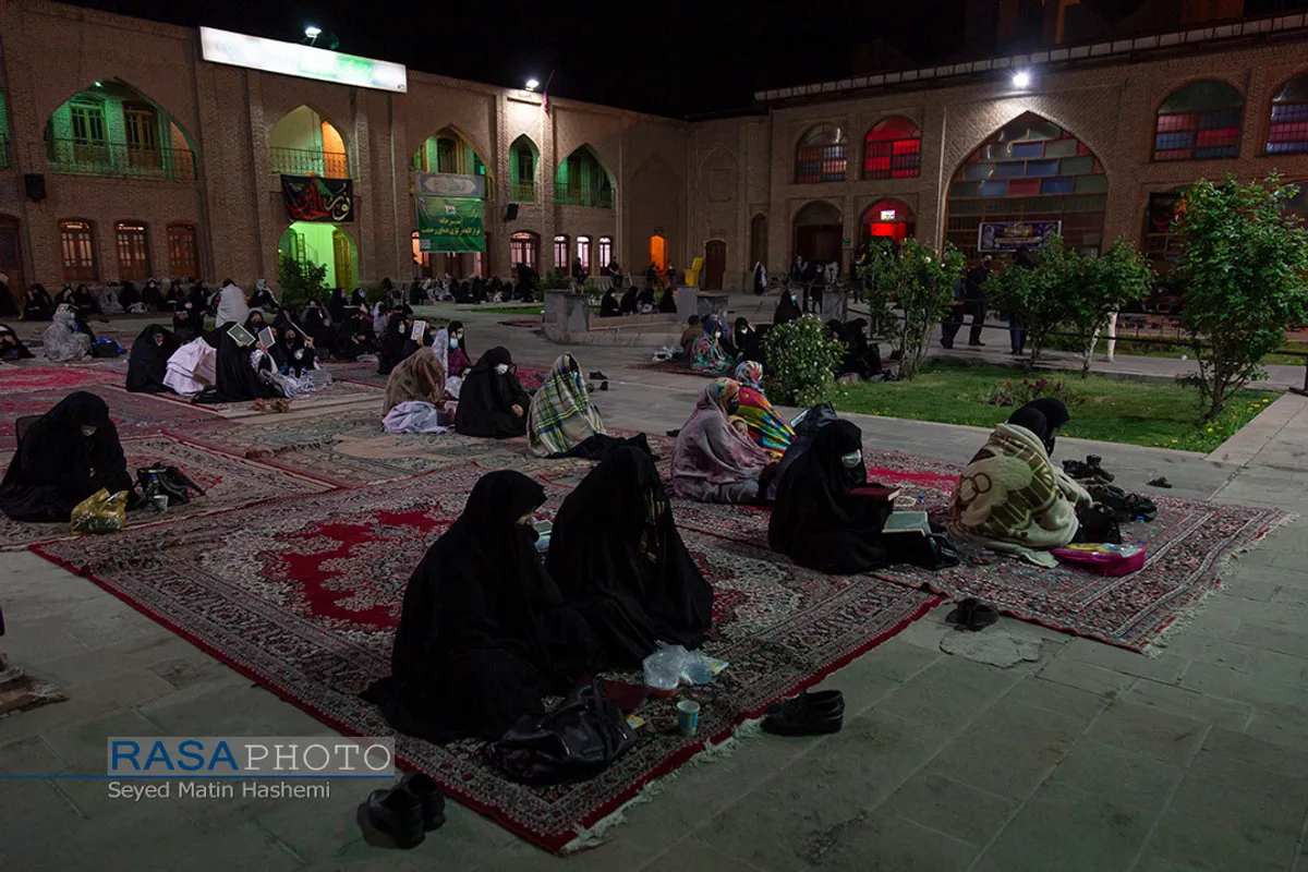 شب ۲۱ ماه مبارک رمضان در تبریز