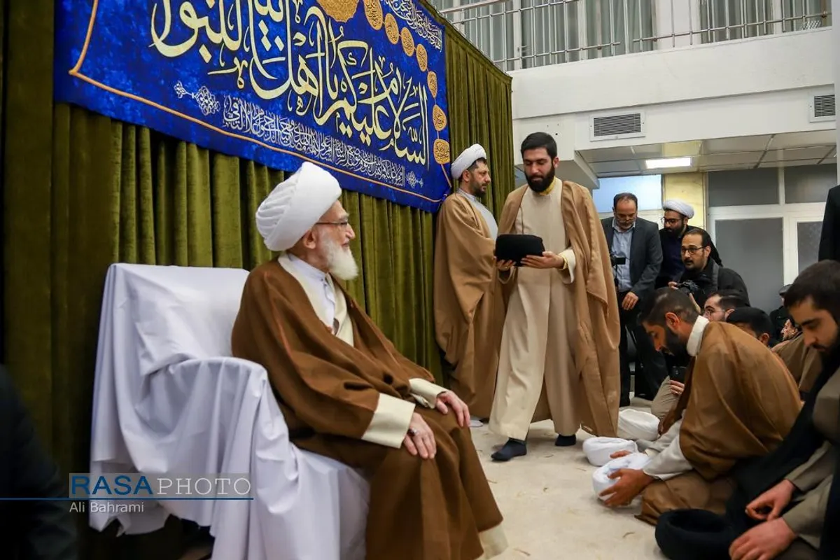جشن روز نیمه شعبان و عمامه&zwnj;&zwnj;گذاری طلاب