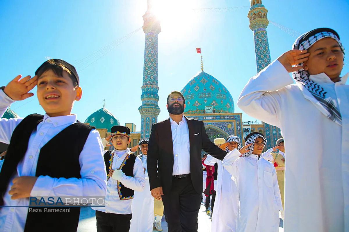 اجرای ۱۰ هزار نفری سرود "سلام فرمانده۲" در مسجد مقدس جمکران