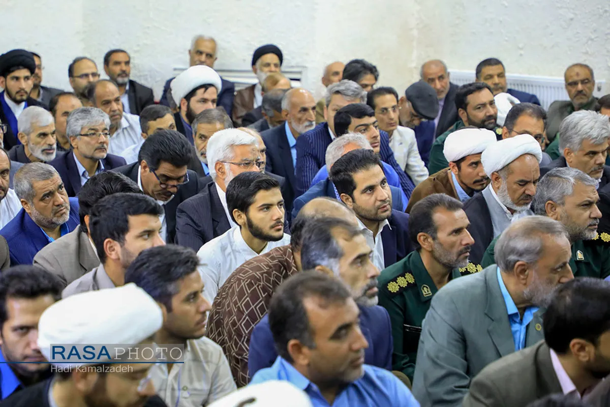 نشست تبیین گام دوم انقلاب در دفتر نماینده ولی فقیه با سخنرانی حجت الاسلام محسنی اژه ای
