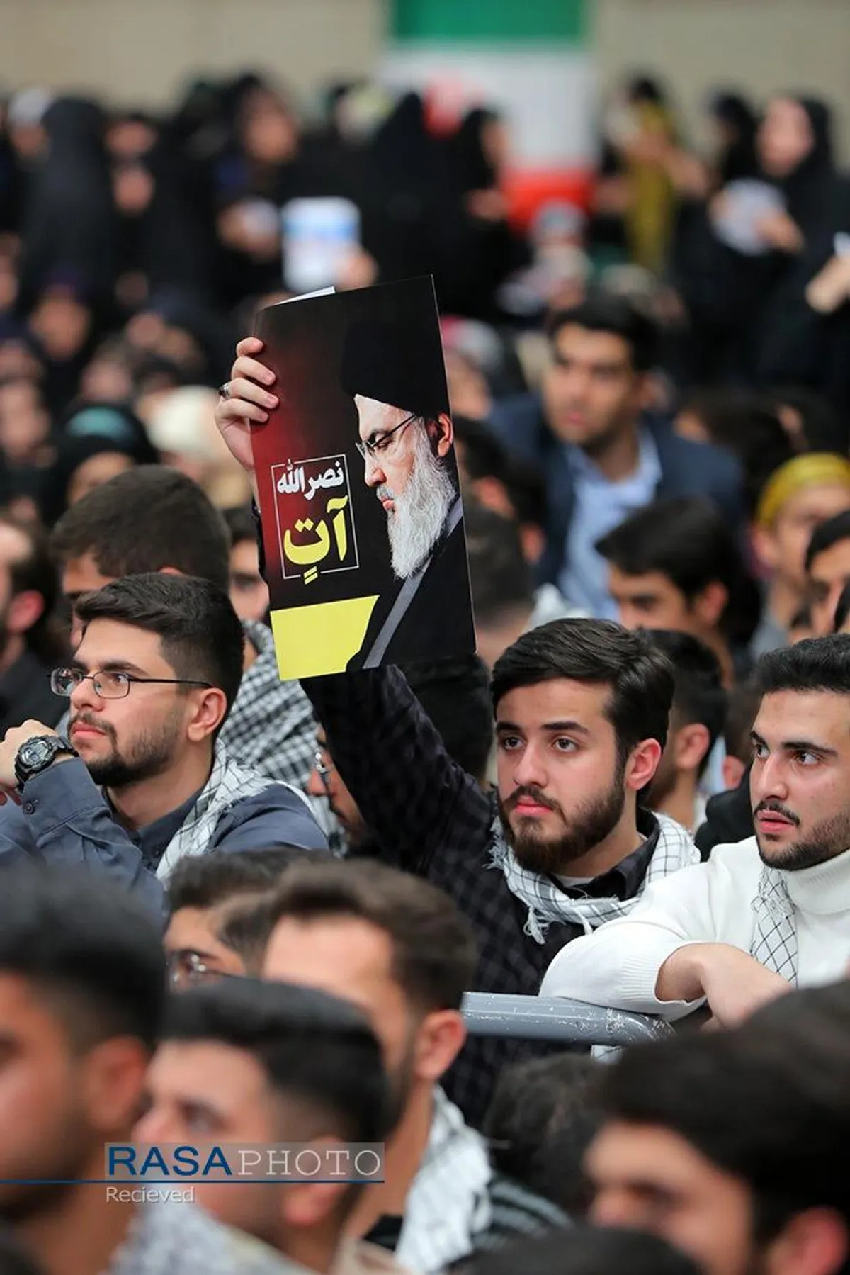 دیدار دانش&zwnj;آموزان و دانشجویان با رهبر انقلاب به&zwnj;مناسبت سالروز ۱۳ آبان