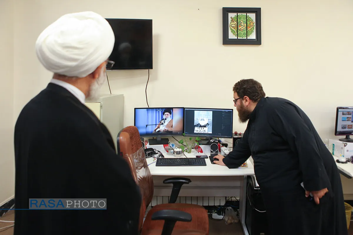 بازدید حجت الاسلام والمسلمین فرخ&zwnj;فال رییس مجمع عمومی جامعه مدرسین از خبرگزاری رسا