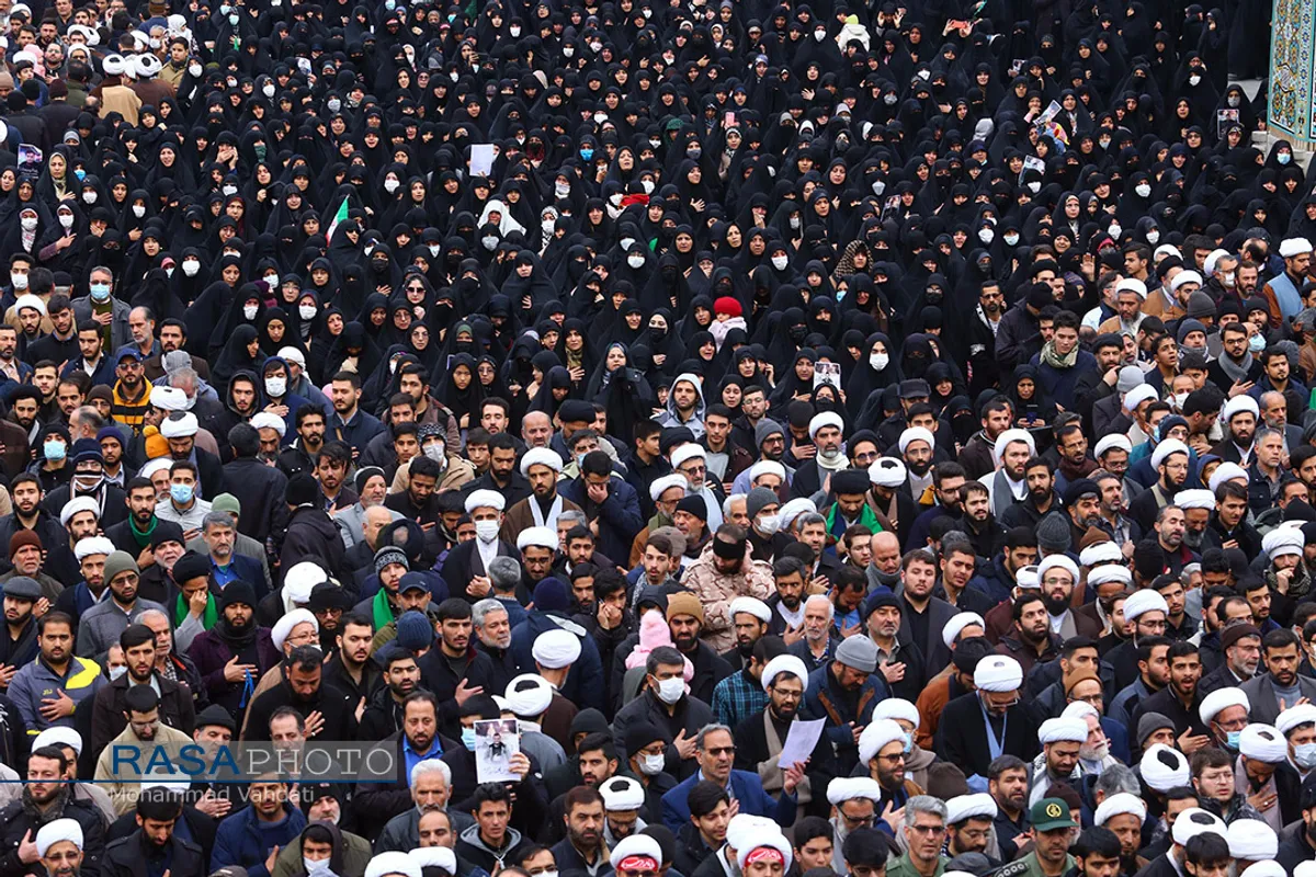 تشییع با شکوه طلبه شهید حسن مختارزاده در قم