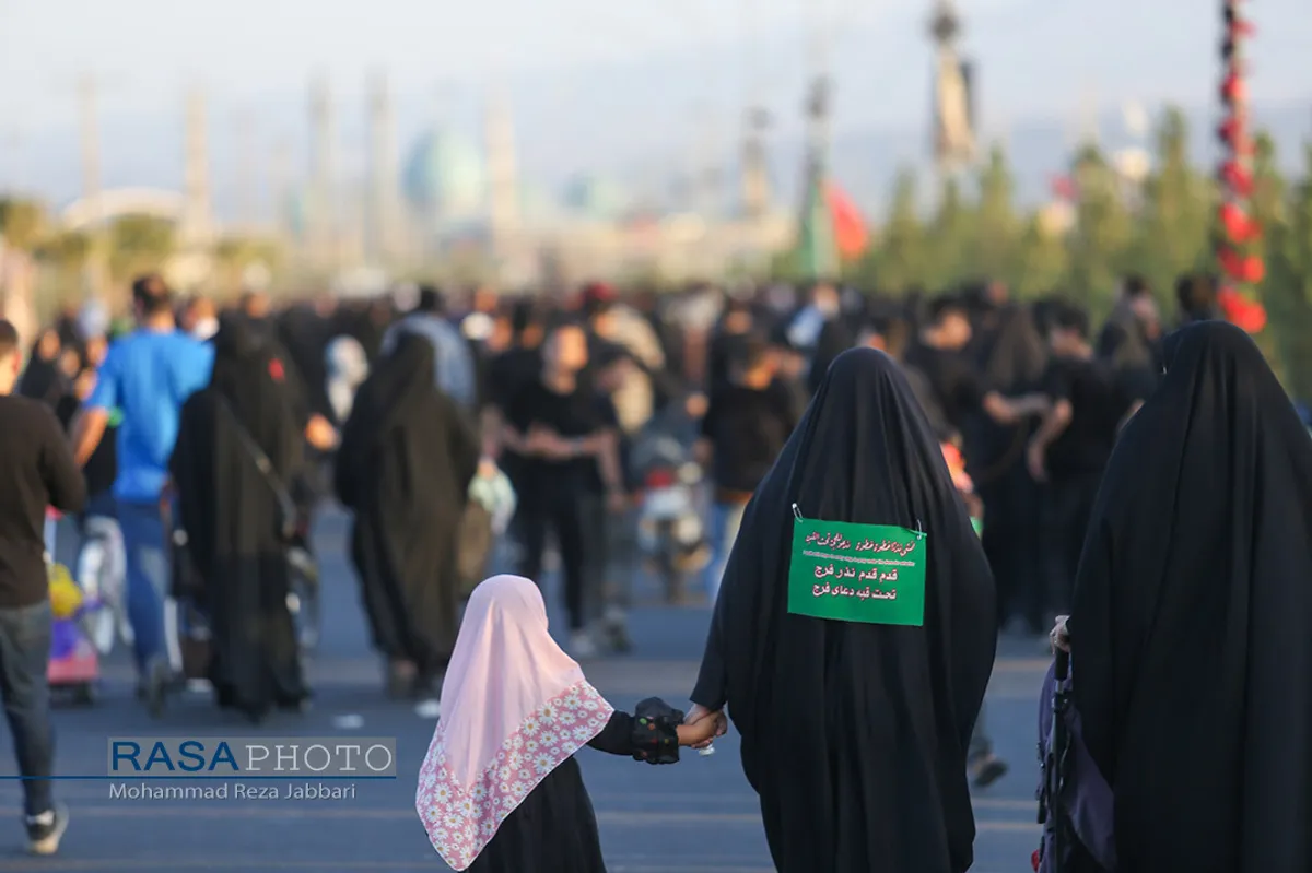 پیاده روی جاماندگان اربعین در قم