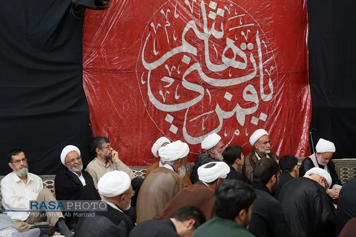 عزاداری روز چهارم محرم در بیت حضرت آیت الله نوری همدانی