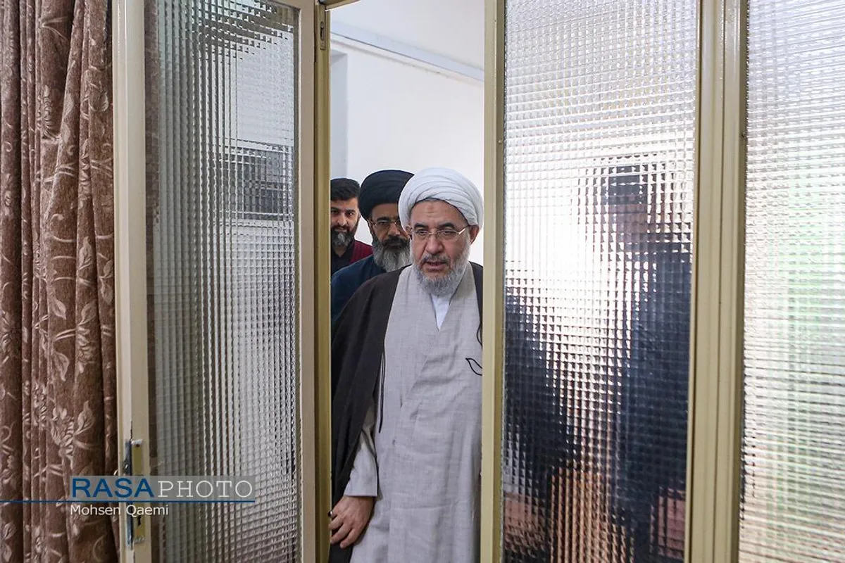 دیدار مدیرعامل و اعضای خبرگزاری رسا با آیت الله محسن اراکی