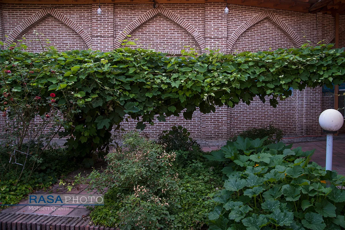 بنای تاریخی مدرسه علمیه حضرت ابوالحسن امیر المومنین (علیه السلام) آمل