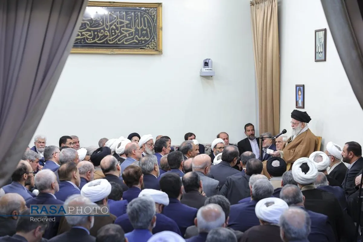 دیدار جمعی از مسئولان ارشد سه قوه با رهبر معظم انقلاب
