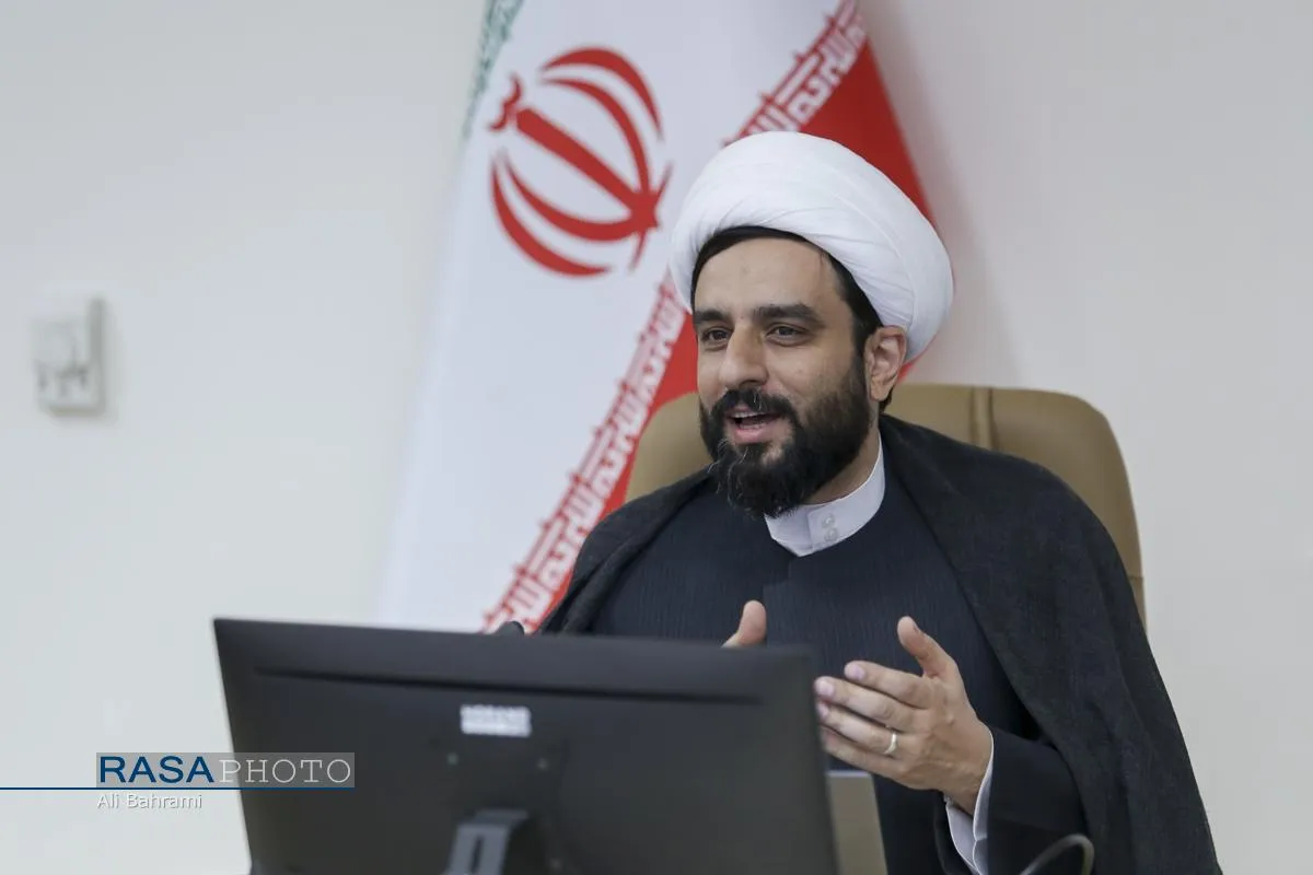 نشست علمی تحلیل فنی و فقهی زیست مجازی ایرانیان