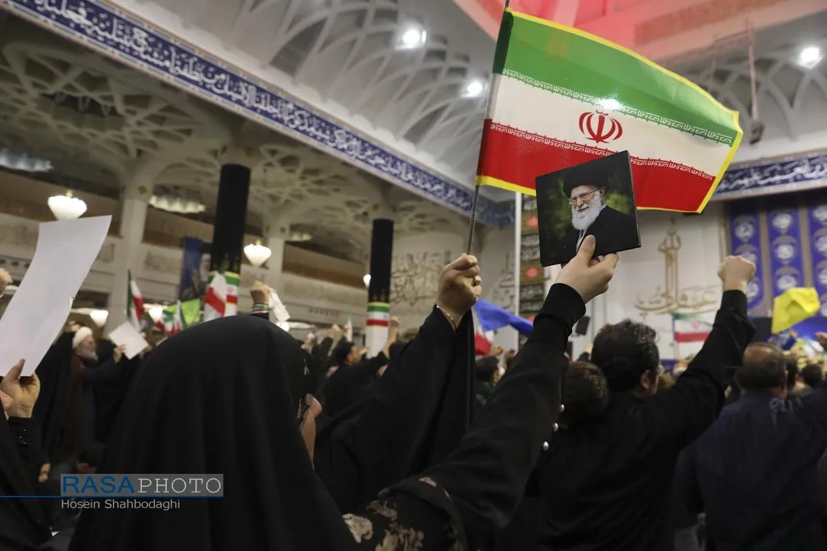 وداع با با پیکر شهید مجید دلیریان در حرم کریمه اهلبیت (س)