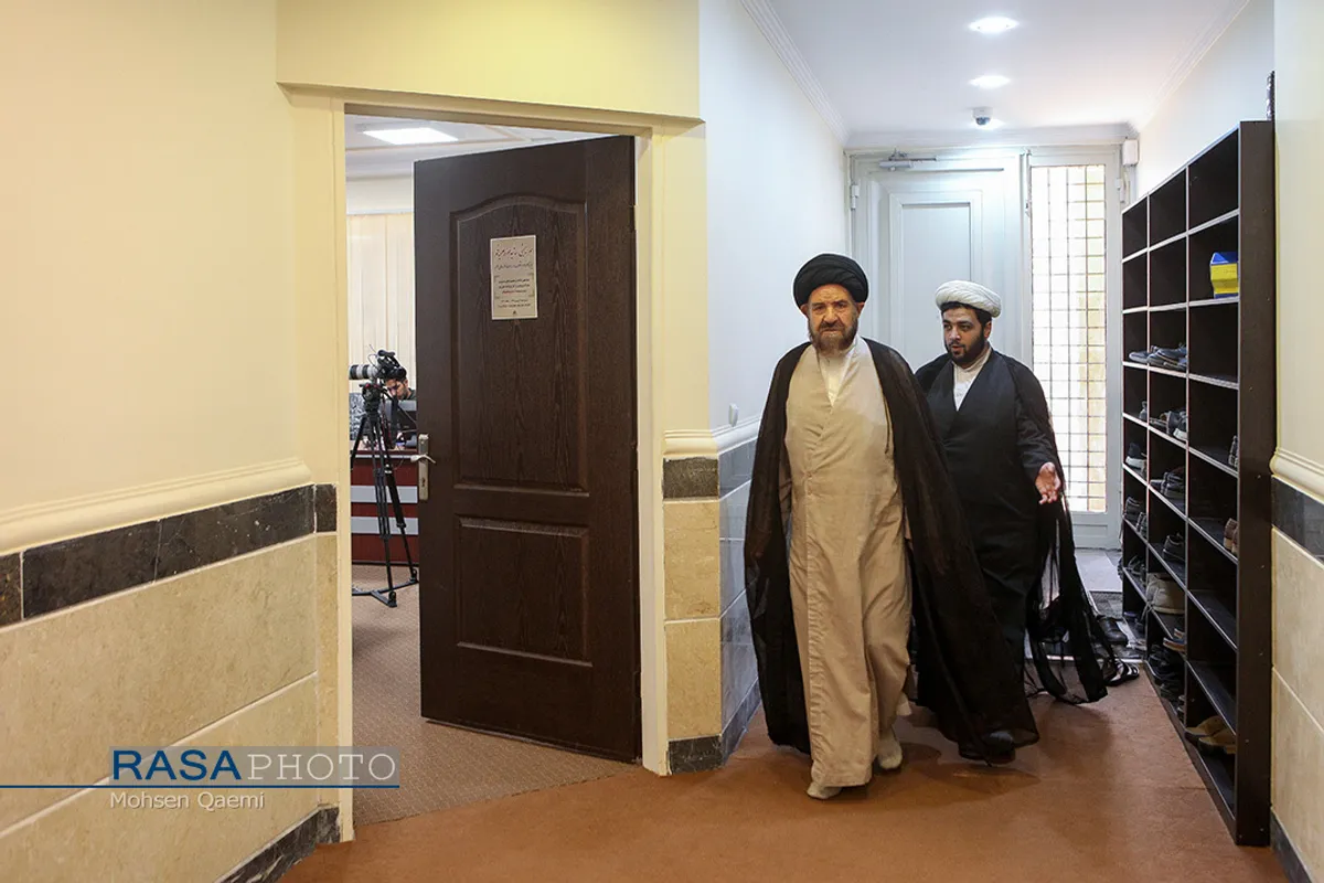 تصاویری از مرحوم آیت الله بطهایی