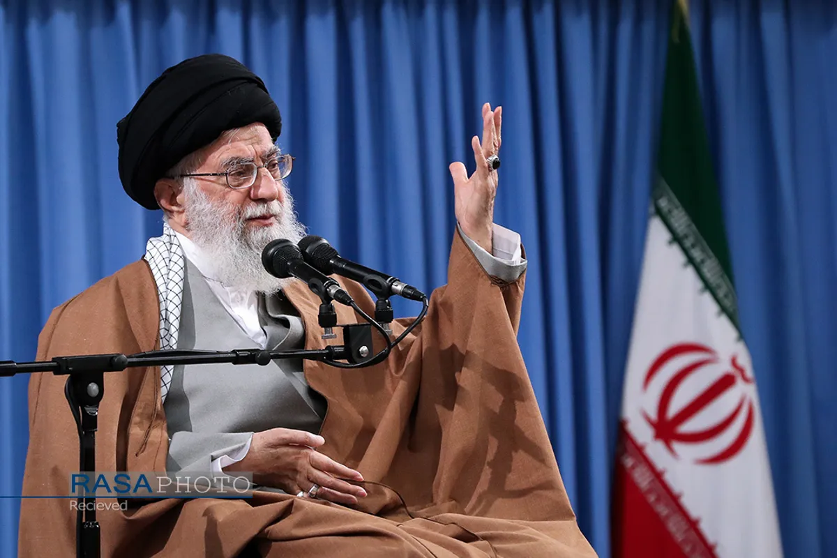 دیدار جمعی از پاسداران و خانواده&zwnj;های آنان با مقام معظم رهبری