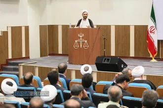 مراسم تکریم و معارفه رئیس کل دادگستری استان قم