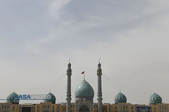 غبارروبی مسجد مقدس جمکران در آستانه ماه مبارک رمضان