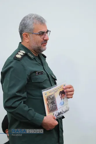 دیدار دست&zwnj;اندرکاران کنگره ملی شهدای استان کهگیلویه و بویر احمد با رهبر انقلاب