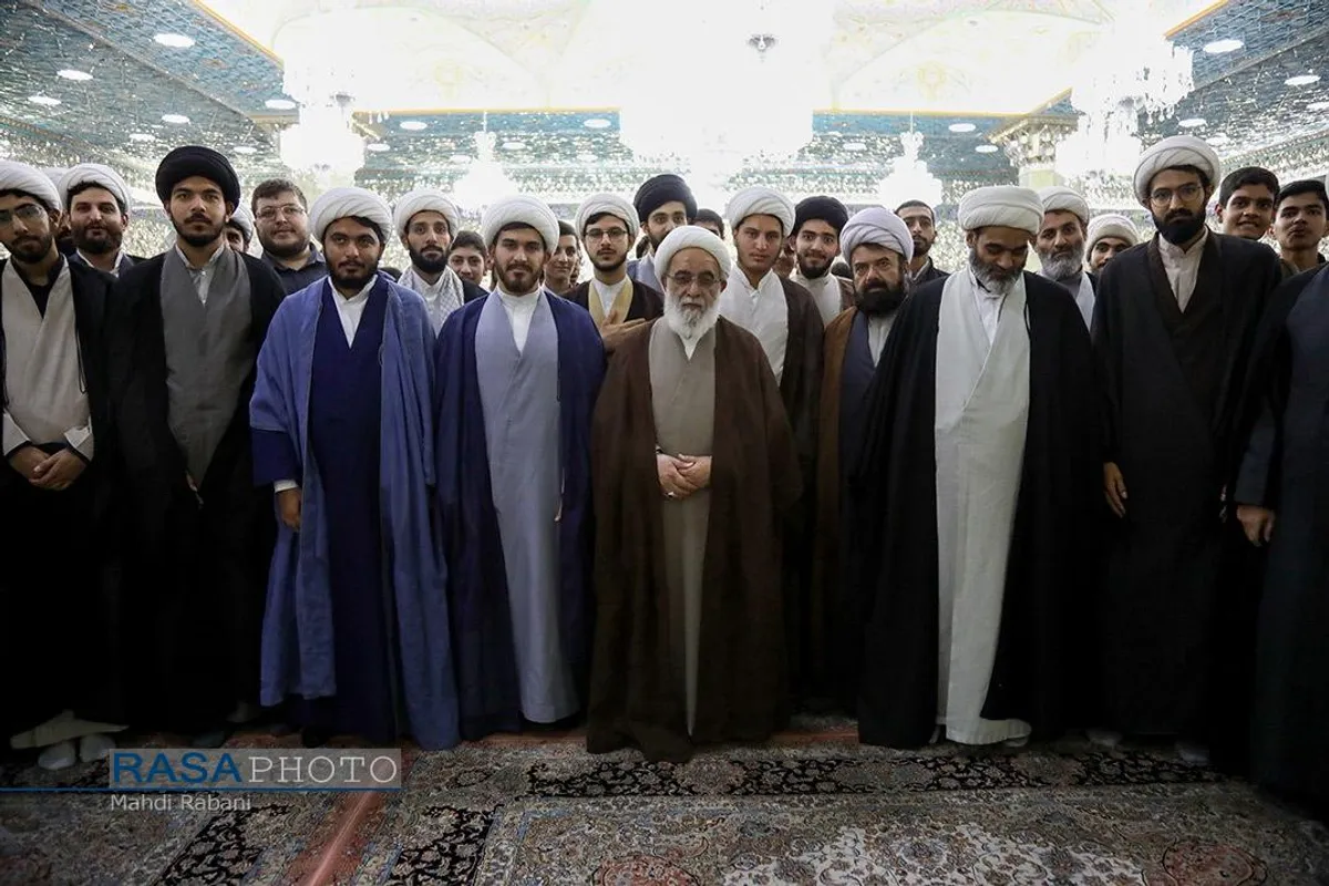 گردهمایی اساتید و طلاب مجموعه مدارس علمیه آل یاسین (علیهم&zwnj;السلام) و موسسات پژوهشی تابعه و جشن عمامه گذاری تعدادی از طلاب با حضور و سخنرانی آیت الله شب زنده دار