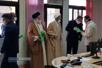 تقدیر مدیر حوزه علمیه استان سمنان از کادر درمانی بیمارستان ولایت