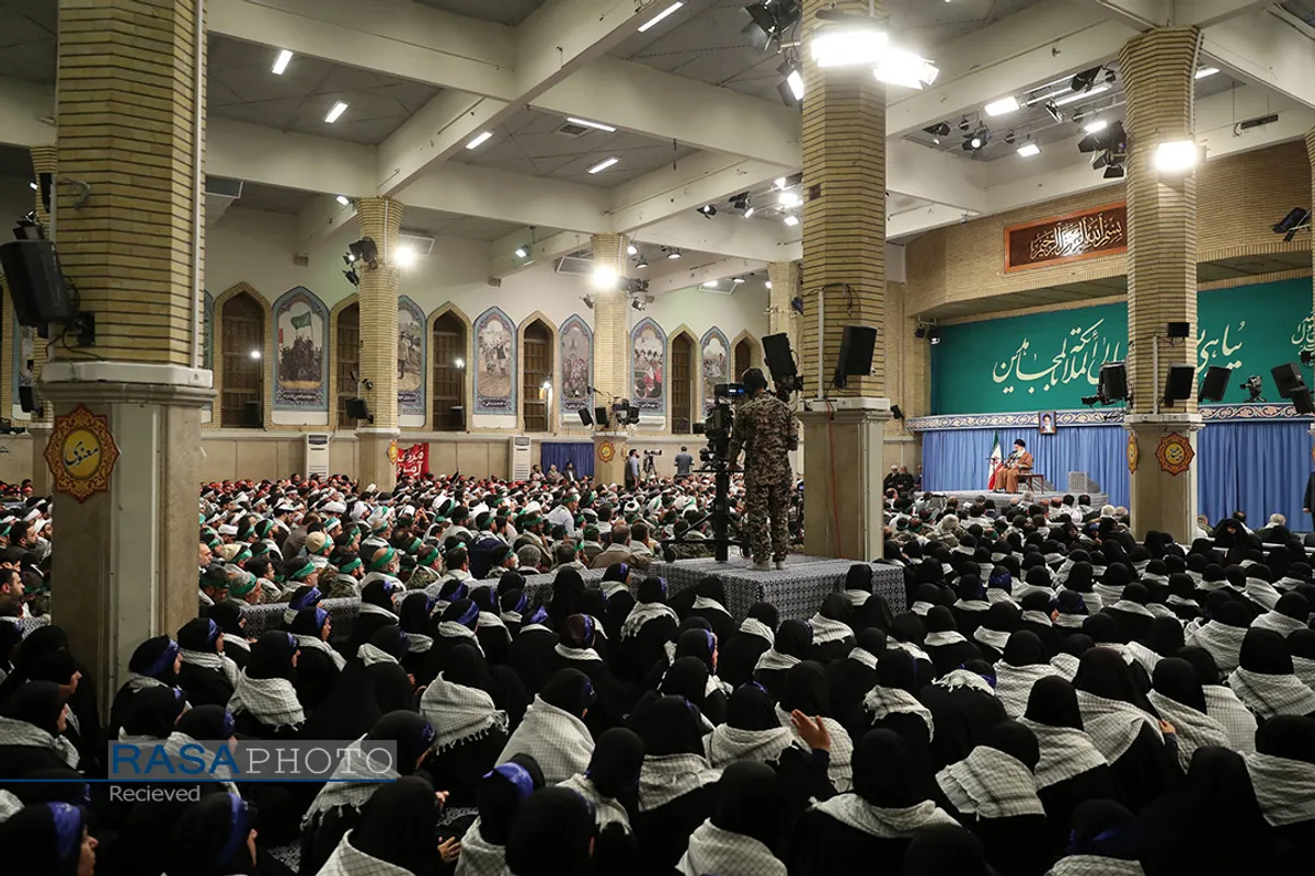 دیدار بسیجیان با رهبر معظم انقلاب