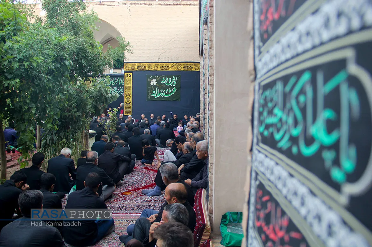 مراسم عزاداری سنتی حسن حسین (ع) در حسینیه گود بیرجند&lrm;