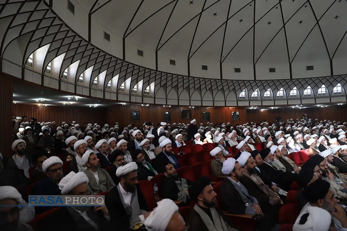 گردهمایی اساتید سطوح عالی و خارج حوزه علمیه قم با حضور سردار حاجی زاده
