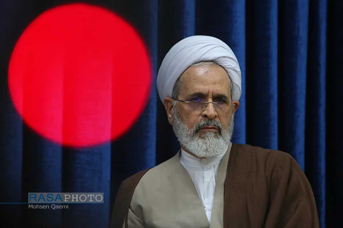 دیدار مدیرعامل و جمعی از اعضای خبرگزاری رسا با آیت الله اعرافی