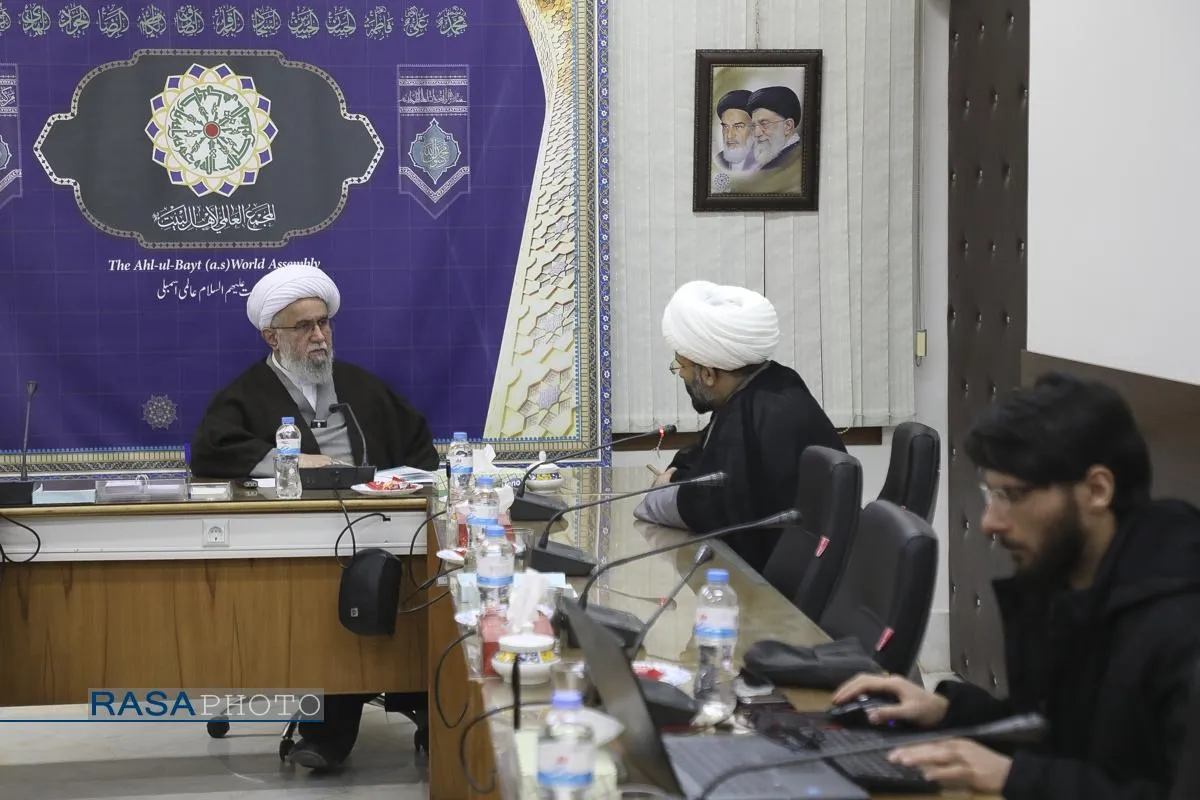 دیدار اعضای ستاد کنگره آیت الله یزدی (ره) بادبیرکل مجمع جهانی اهلبیت (ع)