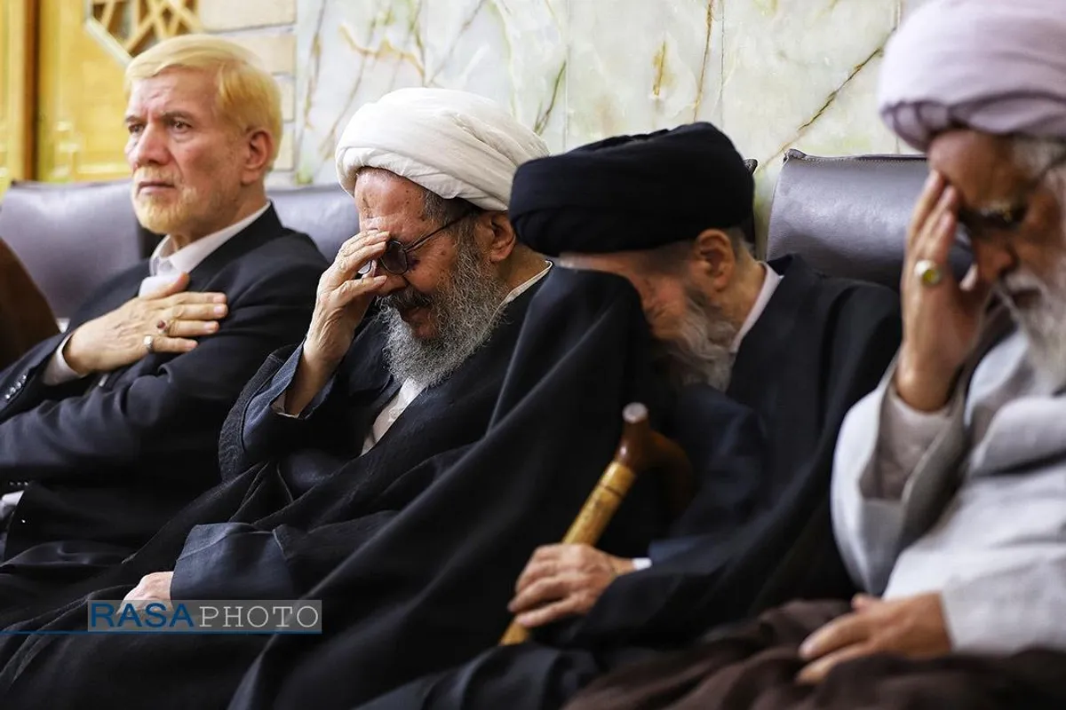 مراسم بزرگداشت شهدای خدمت در حرم حضرت معصومه (سلام&zwnj;الله&zwnj;علیها)