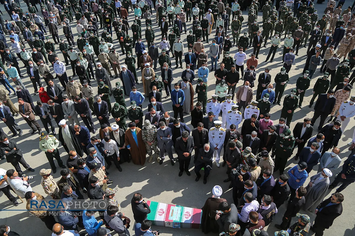 تشییع پیکر مطهر شهید مدافع حریم ایران در شهرکرد&lrm;