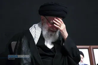 مراسم عزاداری شب تاسوعای حسینی (علیه&zwnj;السلام) در حسینیه امام خمینی (ره)