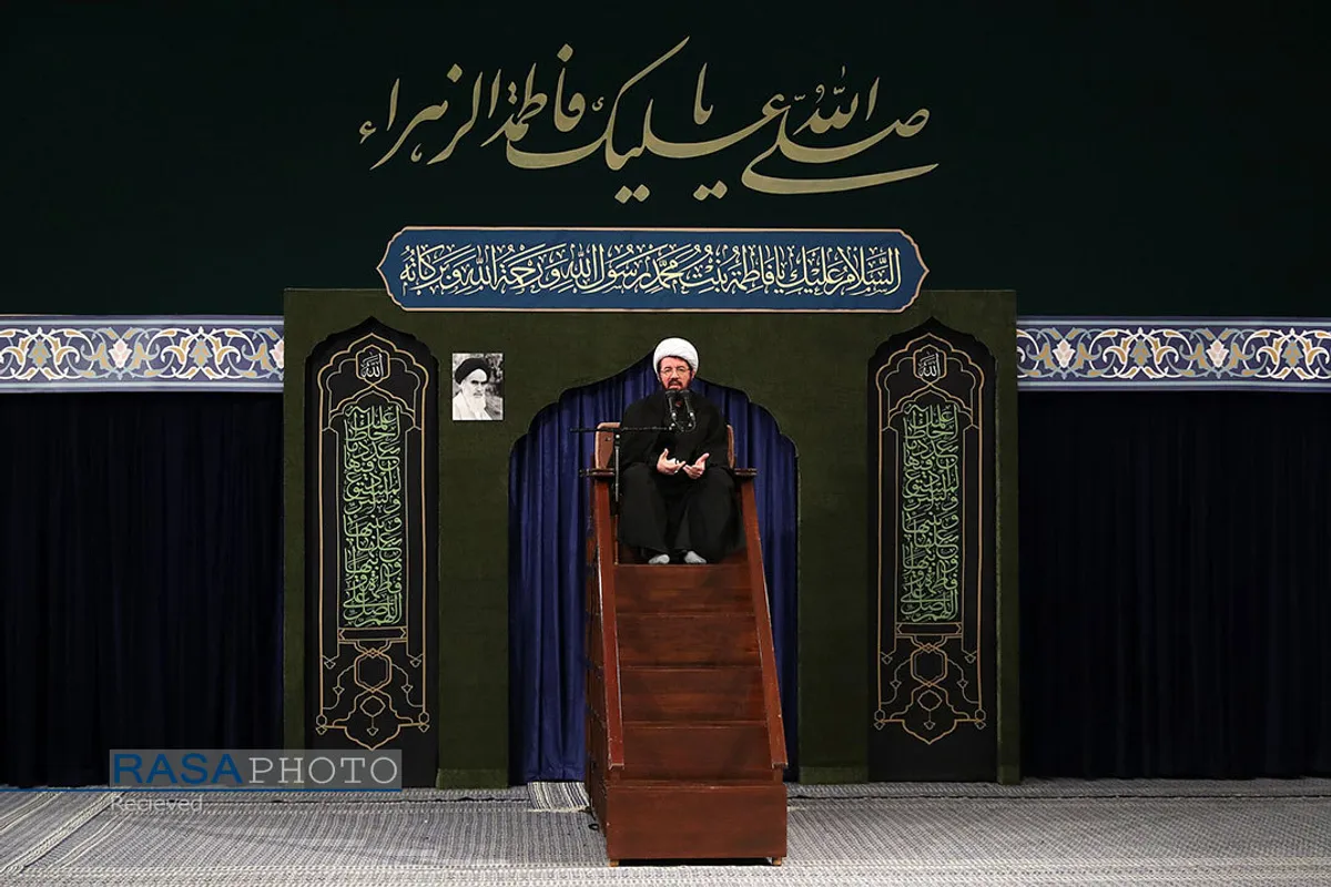 عزاداری شام شهادت حضرت زهرا (سلام&zwnj;الله&zwnj;علیها) با حضور رهبر انقلاب