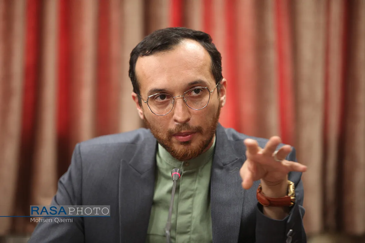 نشست هیئت اندیشه ورز فعالان حوزوی رسانه | "نقش حوزه علمیه در انتخابات"