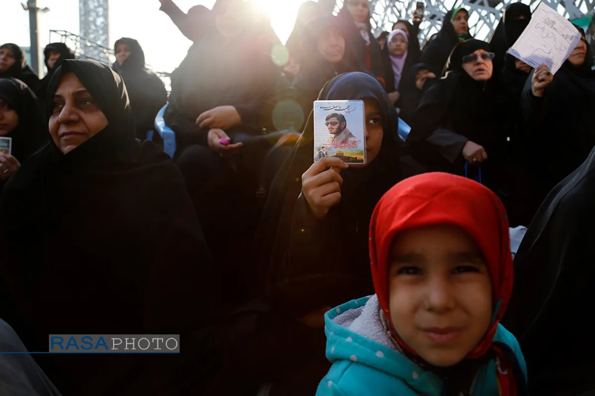 اجتماع دختران انقلاب در میدان امام حسین (ع) تهران