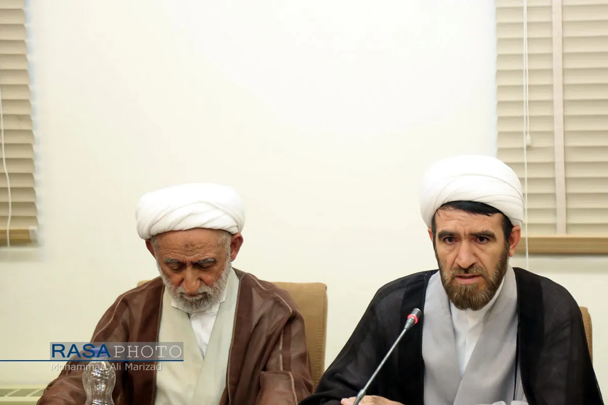 نشست هفتگی جامعه مدرسین حوزه علمیه قم با حضور رییس دادگستری استان